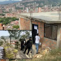 Adelante, parte del material que fue incautado y destruido por las autoridades. Atrás, una de las viviendas ilegales que se alzan en la zona. FOTO: Cortesía