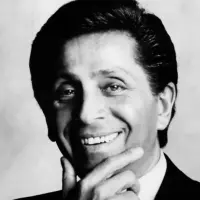 Valentino Garavani murió este lunes 19 de enero, a los 93 años. FOTO: Tomada de Instagram @fondazionevggg