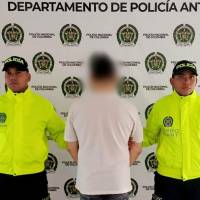 Uno de los capturados por las autoridades por atentar contra los niños. FOTO: Cortesía