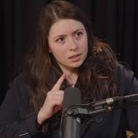 La cuarta temporada del pódcast de Bumbox abre su nuevo ciclo con el crudo y conmovedor testimonio de Cristina Serrano Gnecco. FOTO: Captura de video de YouTube @bumboxpodcast