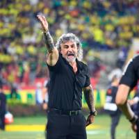 Leonel Álvarez no será más el técnico del Bucaramanga. FOTO DIMAYOR