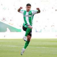El delantero colombiano “Cucho” Hernández lleva dos goles con el Real Betis de España en lo que va de esta temporada. Foto: Getty