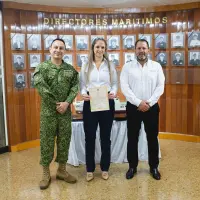 Así se entregó el documento que certifica a Puerto Antioquia como Puerto Seguro. Foto: cortesía.