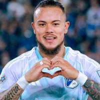 El futbolista Leonardo Castro fue uno de los jugadores que celebró con Millonarios en El Campín. Foto: tomada del x de @MillosFCoficial