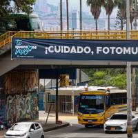 Las cámaras de fotodetecciones han generado confusiones por sus sanciones. La Agencia Nacional de Seguridad Vial reguló casi todos los temas, menos las sanciones por semáforo. FOTO MANUEL SALDARRIAGA