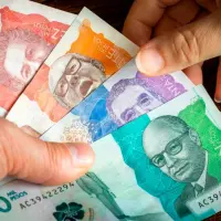 Analistas coinciden en que la apreciación del peso respondió a una mayor oferta de dólares y a un contexto internacional menos favorable para la moneda estadounidense. FOTO: Colprensa