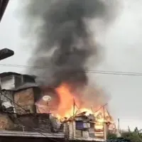 Así fue el incendio que causó la emergencia en Santo Domingo Savio. FOTO: imagen tomada de redes