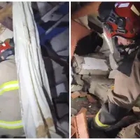 En el lugar permanecen dos máquinas de bomberos y ocho unidades que trabajan en la atención de la emergencia. FOTO Bomberos La Estrella.