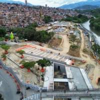 Uno de los frentes de obras en el Norte de Medellín ya presenta avances importantes. FOTO: EL COLOMBIANO