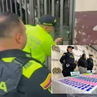 Adelante, la mujer detenida junto al material incautado. Atrás, agentes de Policía durante el operativo. FOTO: Cortesía