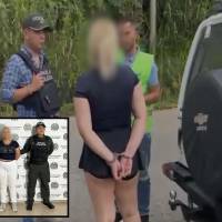 La detención de la mujer fue realizada por miembros del grupo GAULA Antioquia en una de las vías del municipio. FOTO: Cortesía