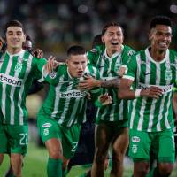 Con su victoria 2-3 a domicilio en Bogotá, Atlético Nacional llegó a 18 puntos y es segundo en la tabla de posiciones de la Liga BetPlay. FOTO COLPRENSA 