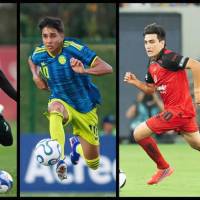 Max Dowman (izquierda), Samuel Martínez (centro) y Gilberto Mora (derecha) son 3 de los volantes creativos más prometedores del fútbol mundial. FOTO GETTY 