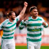 El samario Camilo Andrés Durán celebró en la victoria del Celtic, que mantiene a su equipo como líder de la Scottish Premiership. FOTO GETTY