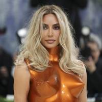 Kim Kardashian sufrió un robo a mano armada en 2016 mientras se hospedaba en un hotel de París durante la Semana de la Moda. FOTO: AFP. 
