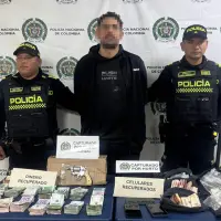 De los tres asaltantes, dos tuvieron que ser trasladados a un centro médico. FOTO: POLICÍA