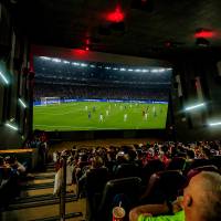 Un buen plan para este mundial es ir a ver los partidos en una sala de cine. FOTO Camilo Suárez
