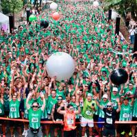El Grandeza Run Fest fue un río de camisas verdes. FOTOS MANUEL SALDARRIAGA
