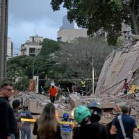 A través de Antioquia Presente y la Cruz Roja Colombiana lideran la recolección de ayudas para las víctimas de la tragedia de Venezuela, que ya deja 235 muertos. FOTO: AFP