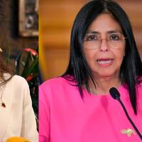 Maria Corina Machado, opositora del régimen de Maduro, ha quedado relegada, siendo Delcy Rodrpiguez, vicepresidente de la dictadura chavista, la designada por Estados Unidos. Fotos: AFP y Getty Images