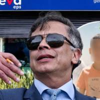 Gustavo Petro difundió la historia de Kevin Acosta a través de una alocución. Fotos: redes sociales, Jaime Pérez y Colprensa