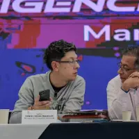 El presidente Gustavo Petro y el ministro de Educación, José Daniel Rojas, durante la posesión en el cargo de este último. Foto: Presidencia