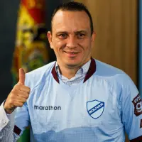 Un mes después de desvincularse de Independiente Medellín, Alejandro Restrepo fue oficializado como el nuevo director técnico del club Bolívar de La Paz, en Bolivia. FOTO: Tomada de redes sociales @Bolivar_Oficial