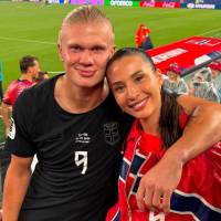 Isabel Haugseng Johansen acompaña a Erling Haaland en cada partido del Mundial 2026. Foto: Tomada de Instagram @isabellaa