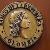 Contra todos los pronósticos, el Banco de la República decidió dejar quieta su tasa de intervención en el 9,25 %. FOTO: Colprensa.