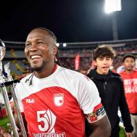 El vallecaucano Hugo Rodallega fue la gran figura del título de Superliga de Santa Fe, ante Junior. FOTO: Colprensa