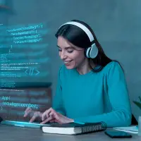 La formación virtual incluye una masterclass en vivo con un experto en Data Analytics. FOTO: CORTESÍA