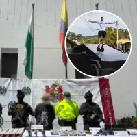 Javier Arias y el material decomisado en el momento de su captura. FOTO Policía Urabá.