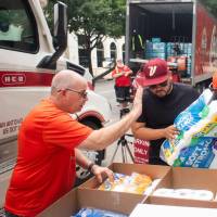 ¿Dónde donar para ayudar a las víctimas de los terremotos en Venezuela? Estos son los puntos, cuentas y ayudas habilitadas en Antioquia y Colombia. Foto: EFE
