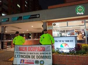 Entre los bienes ocupados con fines de extinción de dominio hay 7 inmuebles, 12 bienes inmuebles y 2 sociedades legalmente constituidas. FOTOS Cortesía Policía Antioquia