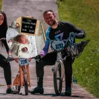 Esta es la primera imagen del bebé de Mariana Pajón y Vincent Pelluard, que nació el viernes en la noche. FOTO TOMADA INSTAGRAM 