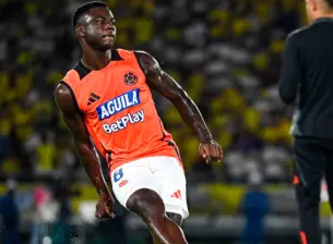 El extremo Marino Hinestroza, que nació en Cali, es una de las caras nuevas que tendrá la Eliminatoria en la doble jornada, las fechas 15 y 16. FOTO CORTESIA FCF