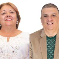 La concejal Luz Marina López Peña (izq.) fue víctima de ataques verbales por parte de su colega, Juan Carlos Vélez Mesa (der.) durante la sesión del pasado miércoles en el Concejo de Envigado. FOTOS: CORTESÍA CONCEJO DE ENVIGADO