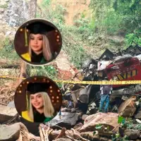 Mariana Galvis Arias (arriba) y Mariana Upegui Escobar (abajo), ambas de 16 años, fueron dos de las víctimas de este accidente en Remedios, Antioquia, cuando regresaban de una excusión de grados en Tolú. Soñaba con ser periodista. FOTOS: MANUEL SALDARRIAGA Y CORTESÍA