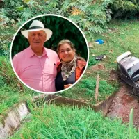 Rodrigo Giraldo y Marta Dolly Tamayo murieron por cuenta de la persona que conducía un carro particular en estado de embriaguez y los arrolló. FOTOS: CORTESÍA