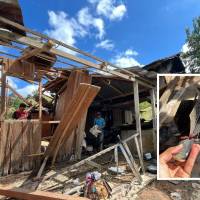 Uno de los ataques más graves con artefactos explosivos lanzados ocurrió el 3 de diciembre del año pasado en Remedios, Antioquia, dejando a una mujer y a sus hijos fallecidos. FOTO. CORTESÍA
