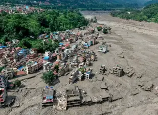 ¿Qué provocó el mortal derrumbe en Nepal? Surge una primera hipótesis. FOTO: AFP 