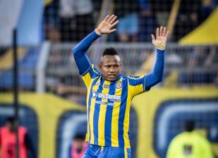 El delantero colombiano Jáminton Campaz, a quien llaman el Bicho, marcó un golazo en la goleada que Rosario Central le propinó a Independiente de Rivadavia en el fútbol argentino. FOTO TOMADAX@RosarioCentral
