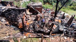 En fotos | Incendio en Itagüí arrasó con 17 viviendas
