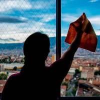 Las labores de cuidado y mantenimiento del hogar representan una parte importante del trabajo no remunerado que se realiza en Colombia. FOTO EL COLOMBIANO