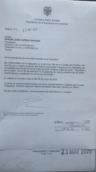 El jefe de Estado no notificó al Congreso, como ordena la ley, a la ciudad a la que viajaría. En una carta conocida por este diario, fechada el 23 de mayo de este año, el presidente notifica al presidente del Congreso, Efraín Cepeda, que viajará a la posesión de Noboa desde el 24 al 26 de mayo y que estará en Quito. No se menciona, en ningún momento, la visita a Manta.