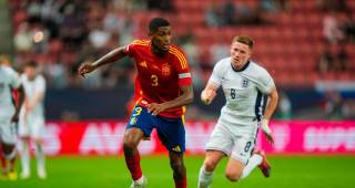 Cristhian Mosquera llegó al Arsenal en verano de 2025 desde el Valencia. FOTO: GETTY