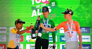 Egan Bernal volvió a lucir en un excelente estado de forma para quedarse con el subcampeonato en Los Alpes. FOTO: GETTY