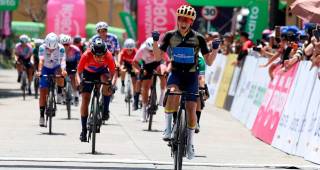 Diana Peñuela ganó la Vuelta a Colombia en 2022, año en el que además se impuso en cuatro etapas. FOTO: Cortesía Fedeciclismo