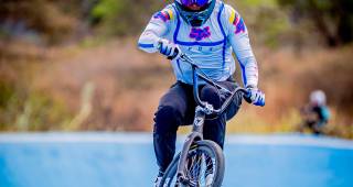 Diego, quien suma 4 títulos élite nacionales, no para de sorprender con su gran nivel en el bicicrós internacional. En el Panamericano de Bogotá, la primera semana de mayo, espera también brillar. FOTO: Cortesía Juan Felipe Duque @Films_bymuni