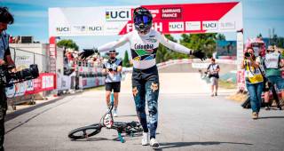 Aspi celebró el antioqueño Diego Arboleda su triunfo en Francia, para seguir con un año de resultados positivos. FOTO CORTESÍA Juan Felipe Duque
